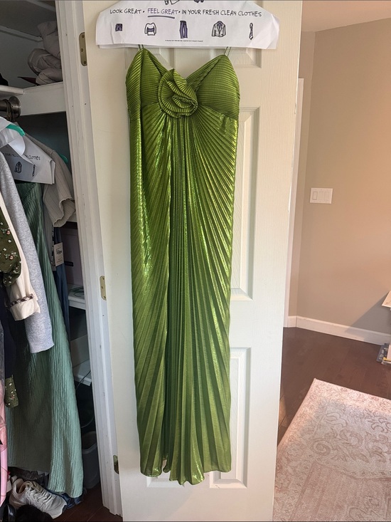 Mac Duggal Dresses & Skirts - Mac Duggal Green Metallic Pleated Strapless Gown